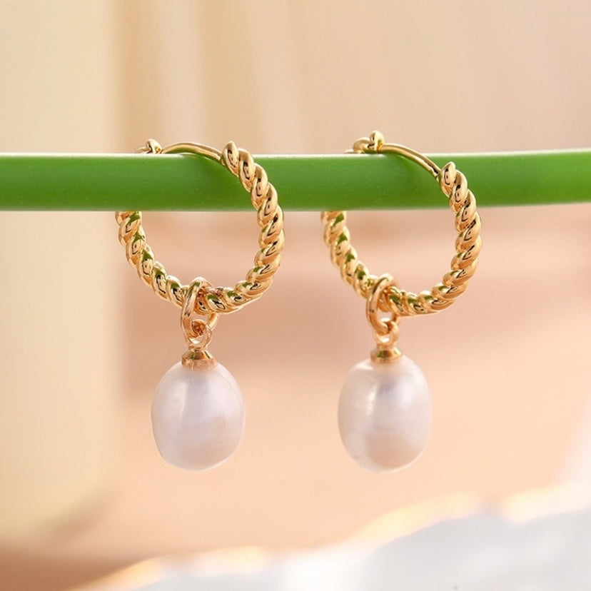 18K Gold Plated White Pearl Dangle Drop Earrings for Women