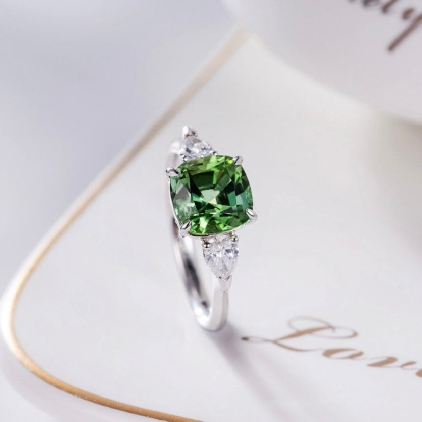18K White Gold Plated Adjustable Birthstone Crystal Green Peridot Ring for Women