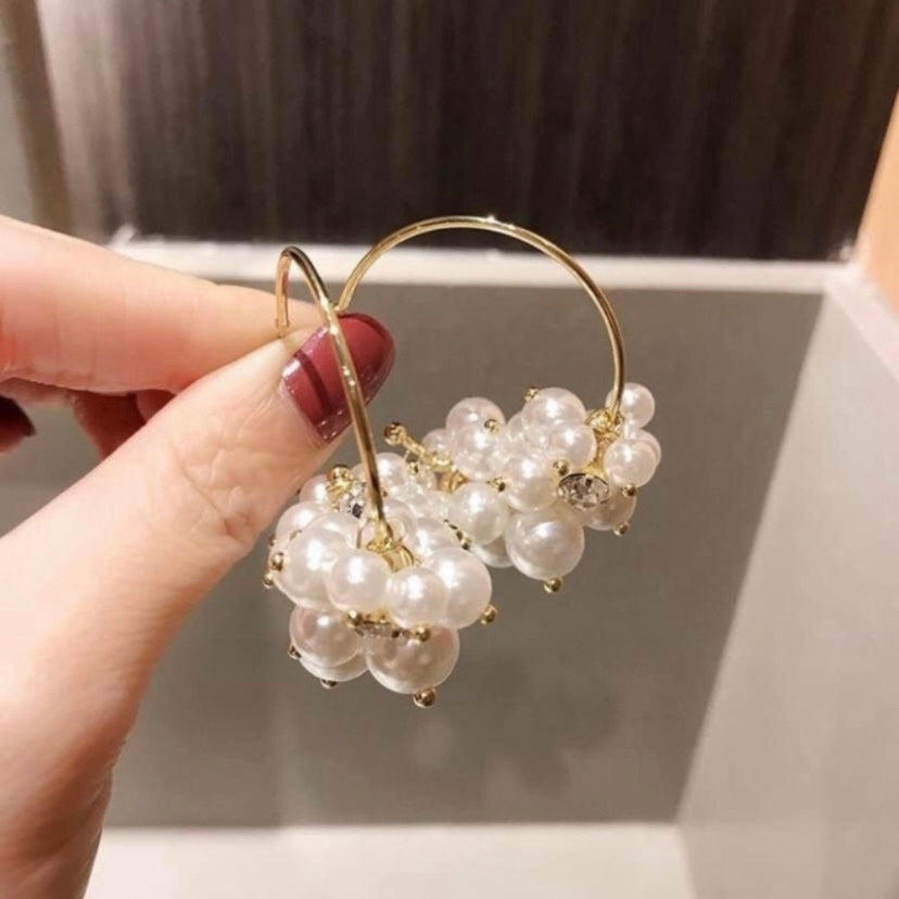 Elegant Pearl Cluster Open Hoop Earrings for Women