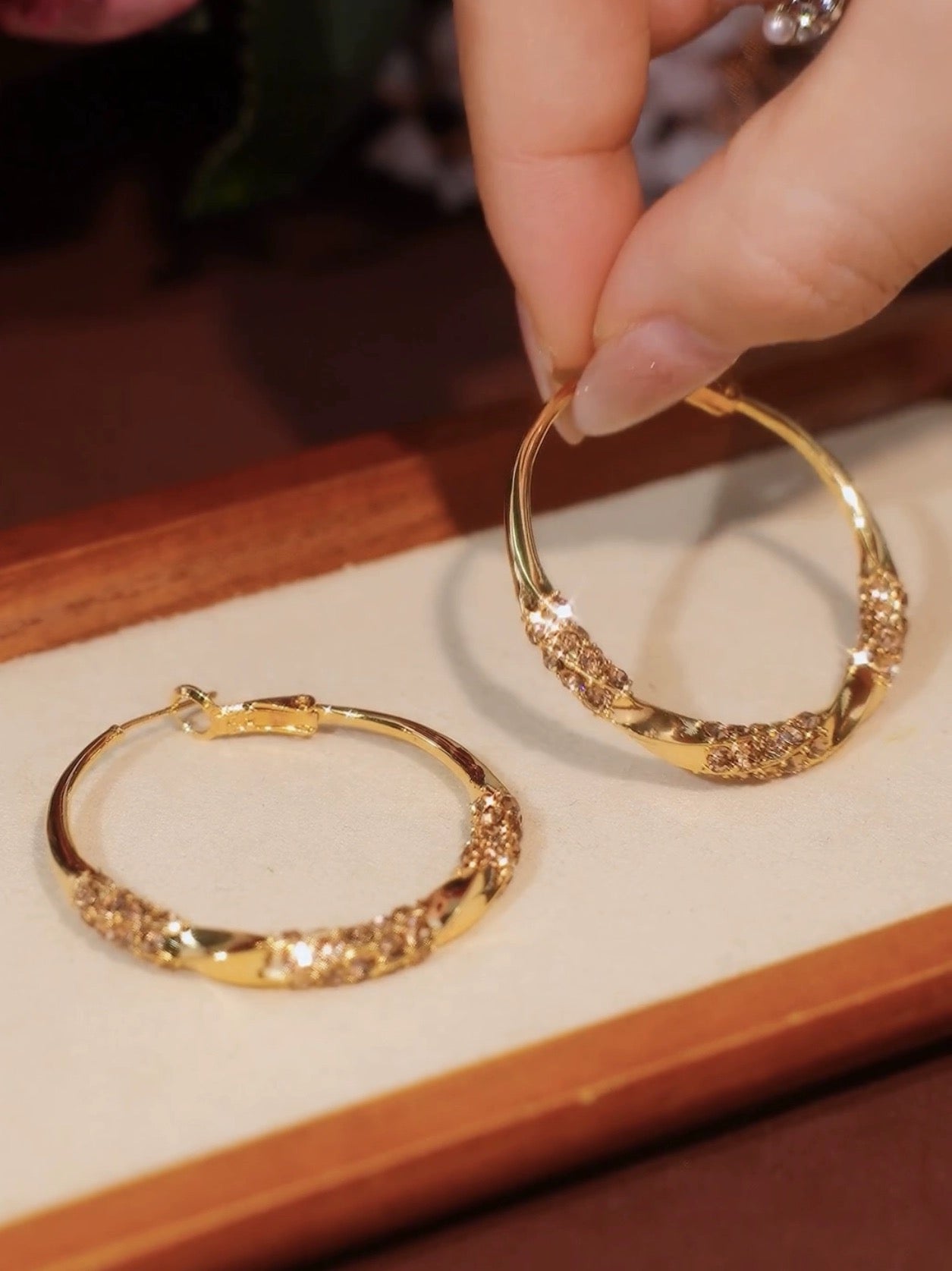 Twisted Gold Hoop Earrings for Women Elegant Classic Design Jewelry