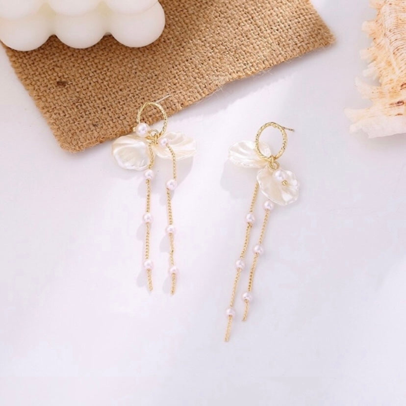 Women's Flower Pearl Tassel Dangle Drop Earrings