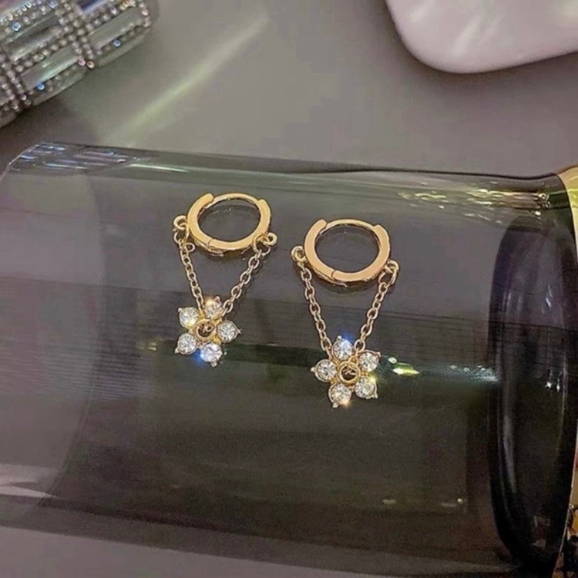 18K Gold Plated Crystal Flower Dangle Drop Earrings for Women