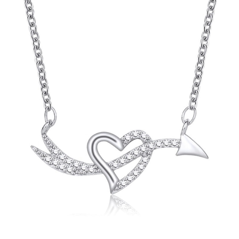 Women’s Arrow Piercing Heart Pendant Necklace