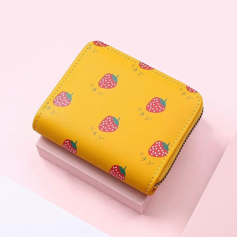 Short Wallet for Women,Cute Mini Strawberry Zipper Wallet for Girls,Credit Card Holder Coin Purse