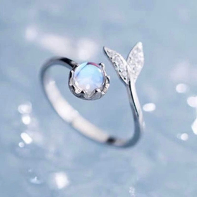 925 Silver Plated Adjustable Moonstone Fishtail Ring for Women