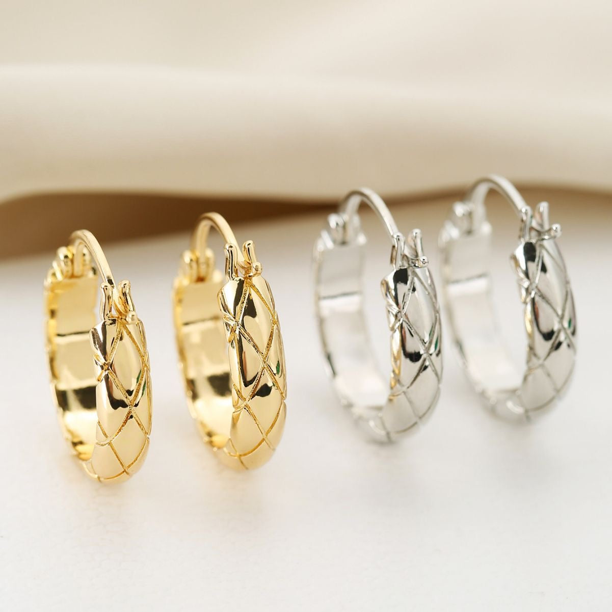 Polished Metal Texture Gold Hoop Earrings for Women