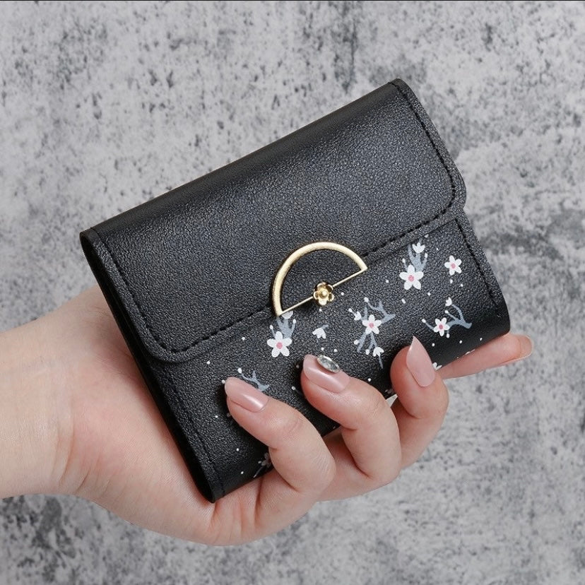 Wallet for Women,Trifold Snap Closure Short Wallet,Credit Card Holder with ID Window