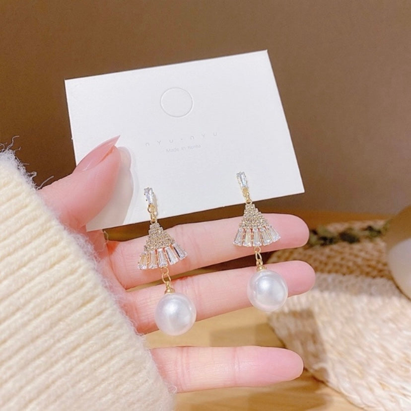 Elegant White Pearl Dangle Drop Earrings for Women