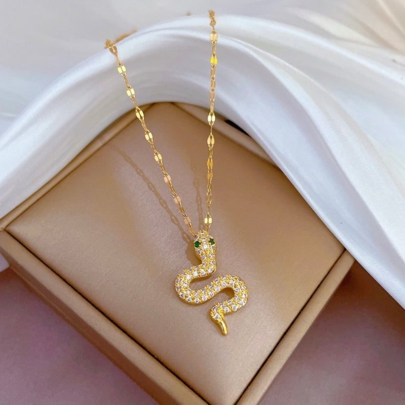 18K Gold Plated Snake Pendant Necklace for Women,Snake Necklace,Animal Necklace