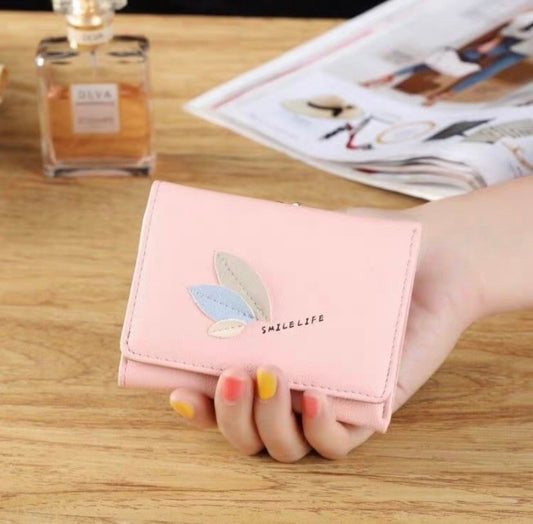 Wallet for Women,Fashion Snap Closure Trifold Wallet,Kiss-lock Small Clutch Cards Holder Coin Purse with ID Window