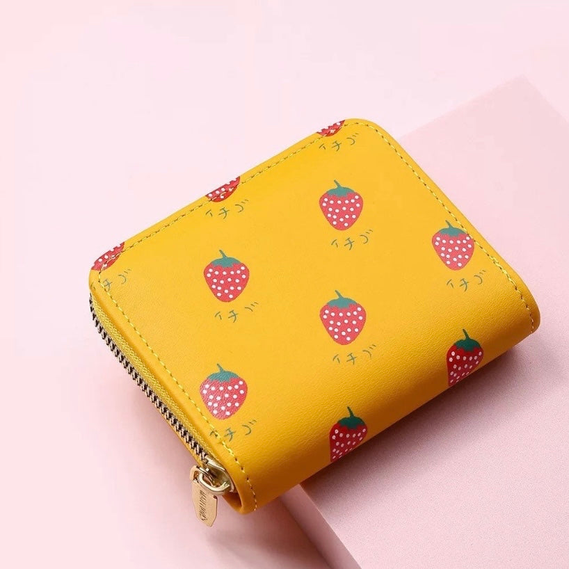 Short Wallet for Women,Cute Mini Strawberry Zipper Wallet for Girls,Credit Card Holder Coin Purse