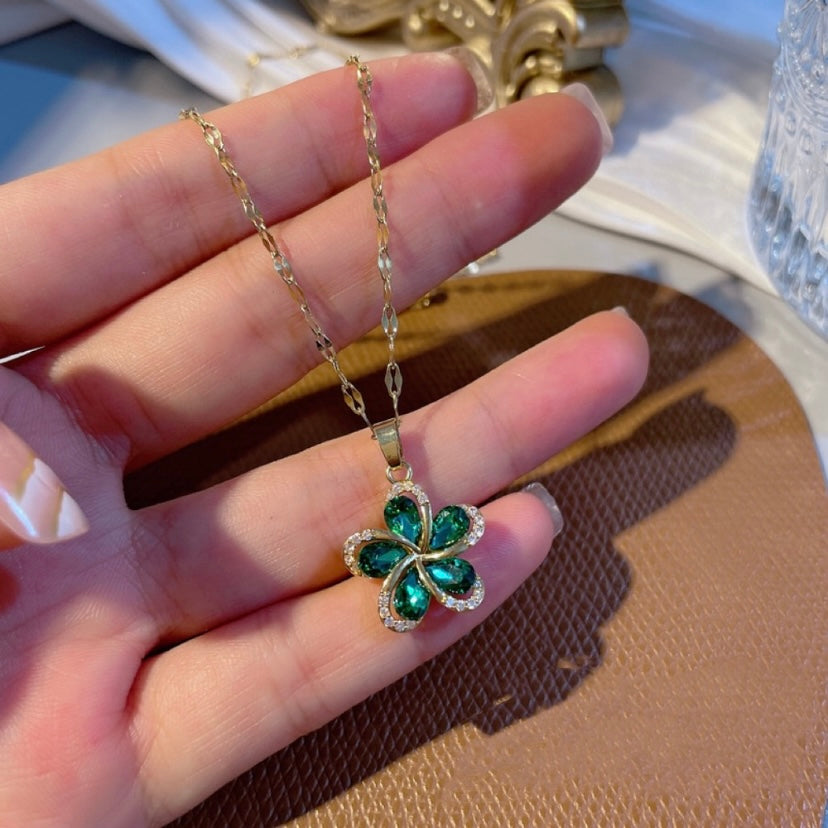 18K Gold Plated Green Crystal Flower Pendant Necklace for Women,Flower Necklace