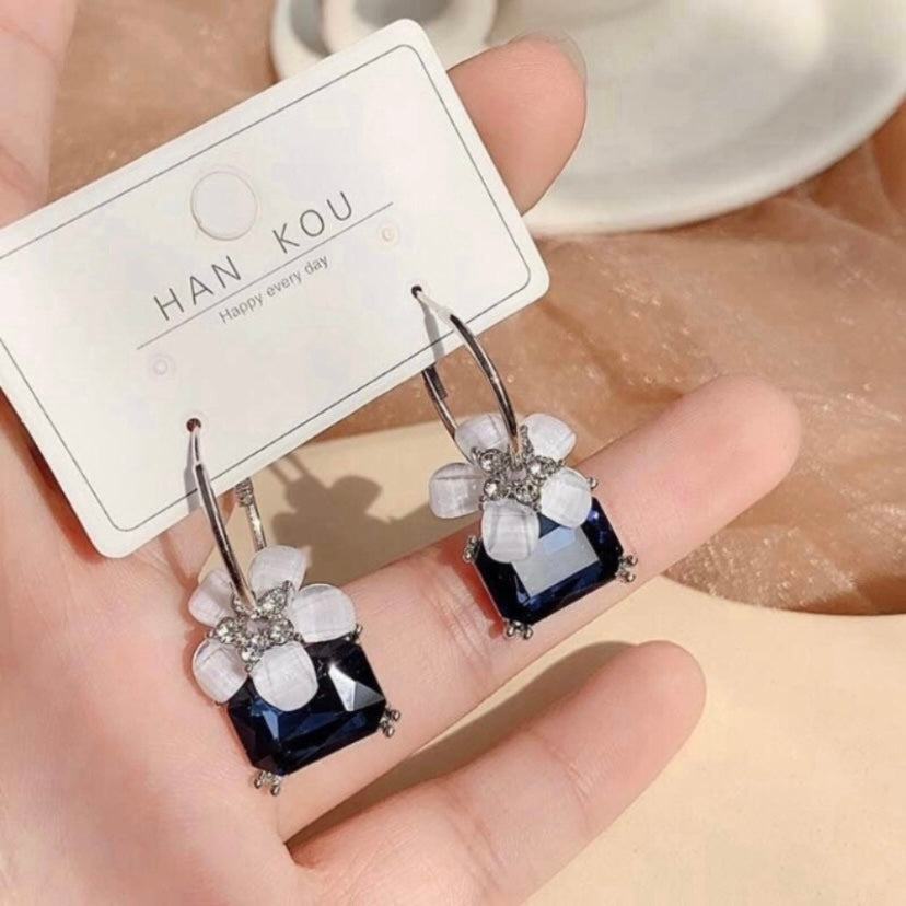 Women's Blue Crystal Flower Dangle Drop Earrings