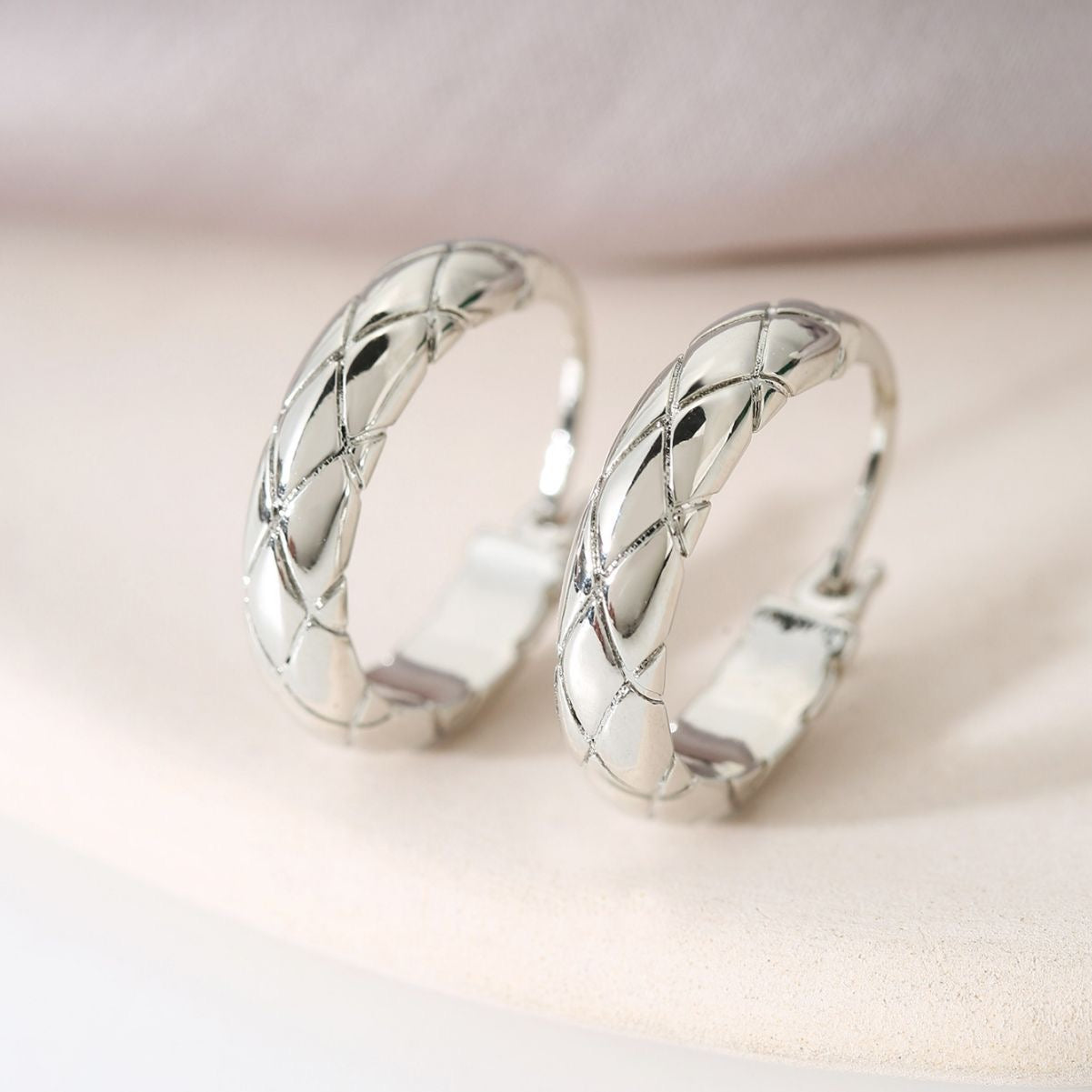 Polished Metal Texture Gold Hoop Earrings for Women