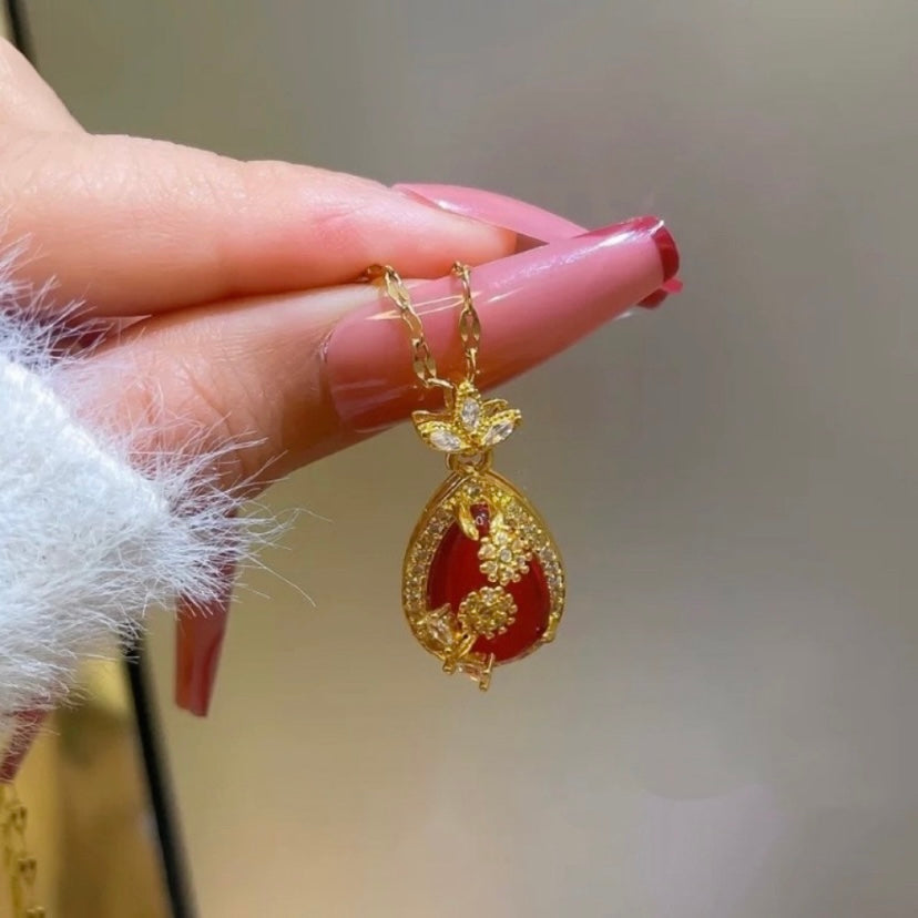 18K Gold Plated Red Crystal Flower Pendant Necklace for Women
