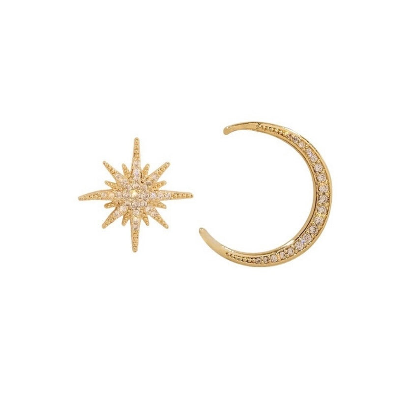 18K Gold Plated Asymmetrical Star Moon Stud Earrings for Women