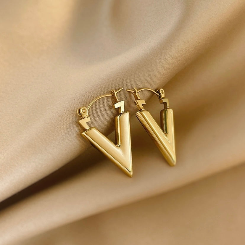 18K Gold Plated Geometric Triangle Dangle Drop Earrings for Women