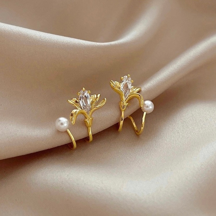 18K Gold Plated Crystal Flower Stud Earrings for Women