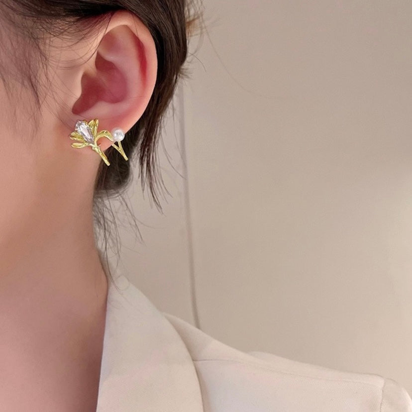 18K Gold Plated Crystal Flower Stud Earrings for Women