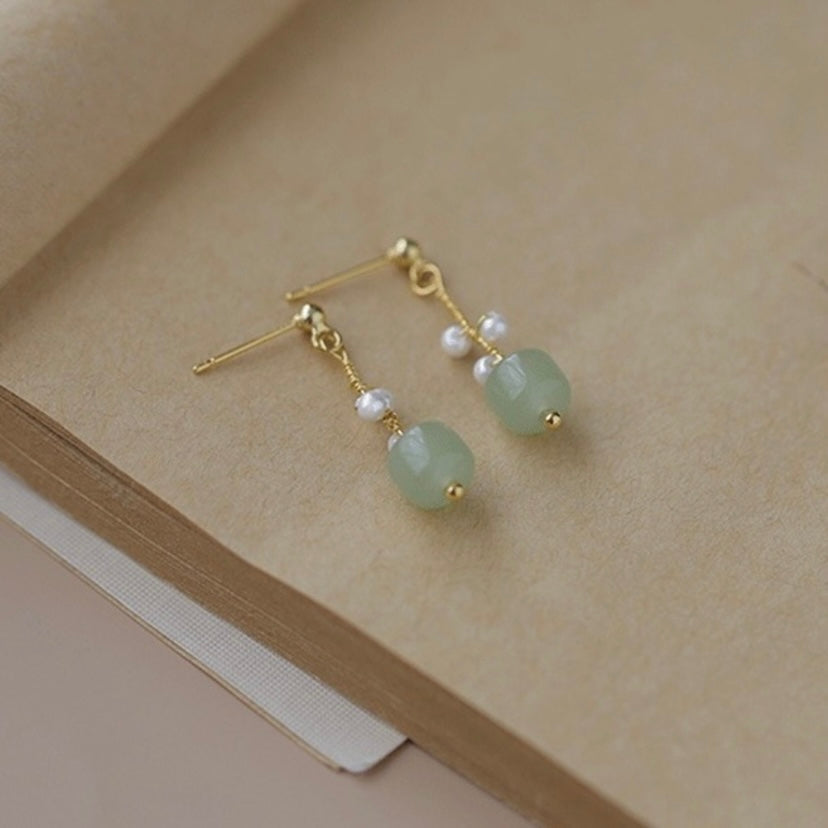 Pearl Agate Dangle Drop Earrings for Women,Elegant White Pearl Earrings