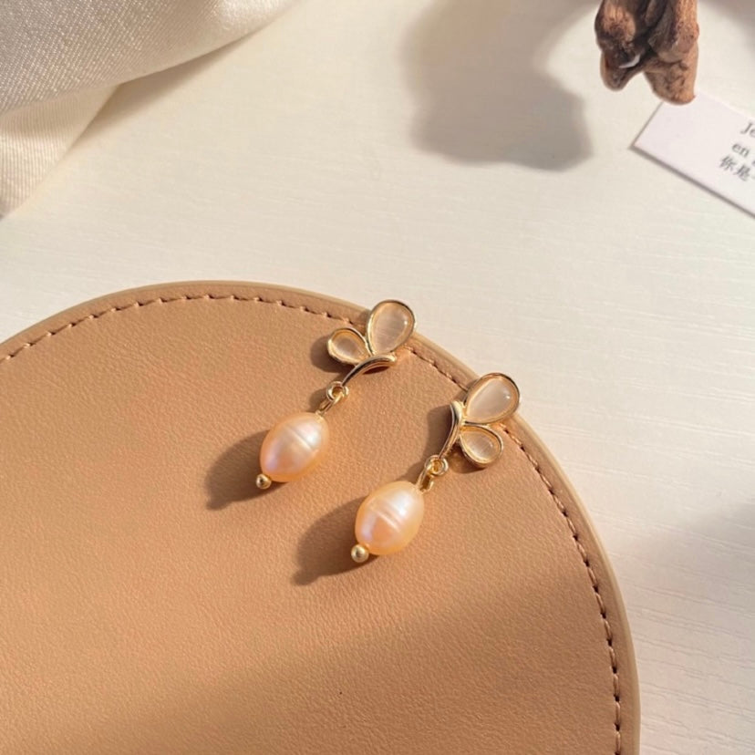 Women's Butterfly Pearl Dangle Drop Earrings