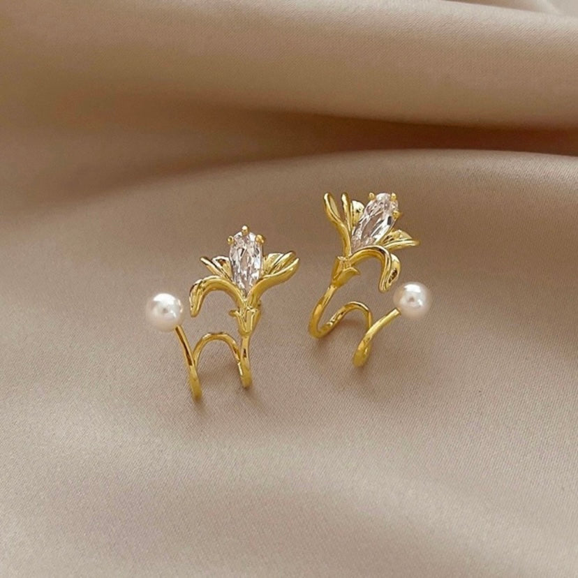 18K Gold Plated Crystal Flower Stud Earrings for Women