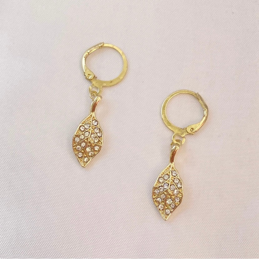 18 Gold Plated CZ Cubic Zirconia Leaf Dangle Drop Earrings for Women
