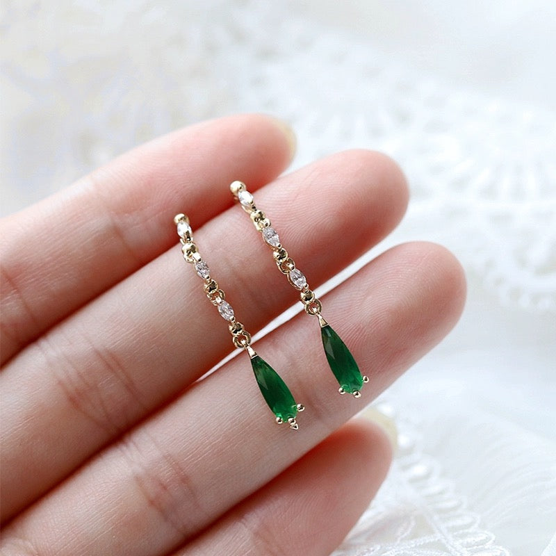 Elegant Teardrop Emerald Dangle Drop Earrings for Women